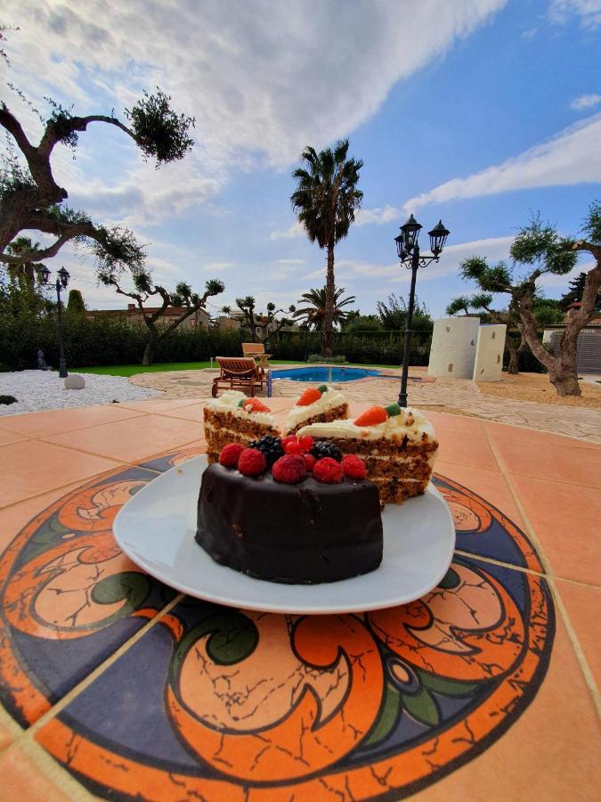 New Holiday House "Casa Mialina" With Private Pool, 300M To Beach Cambrils Dış mekan fotoğraf