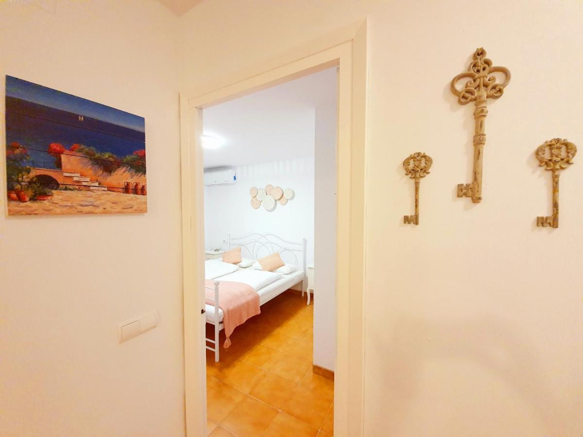 New Holiday House "Casa Mialina" With Private Pool, 300M To Beach Cambrils Dış mekan fotoğraf