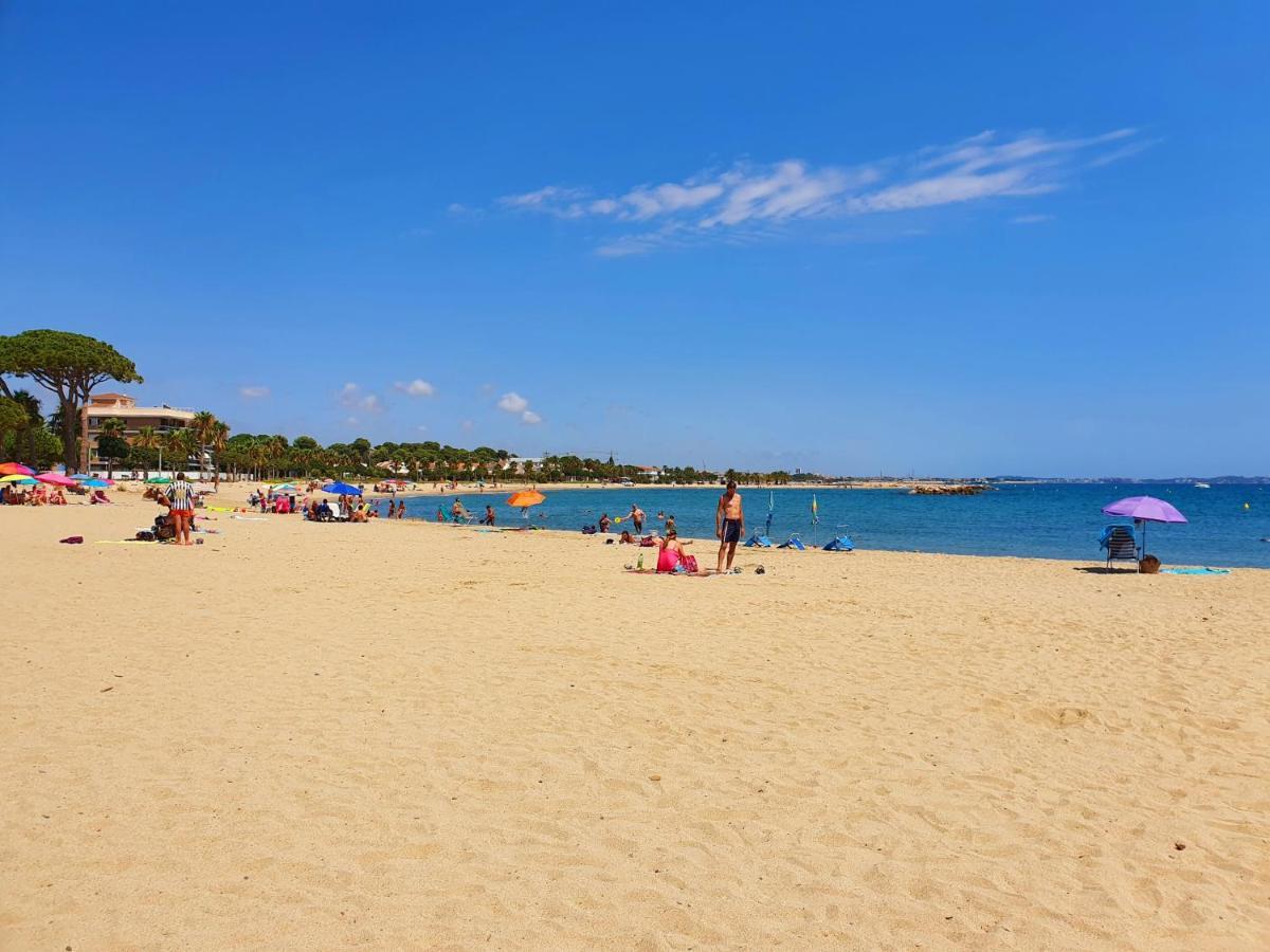New Holiday House "Casa Mialina" With Private Pool, 300M To Beach Cambrils Dış mekan fotoğraf